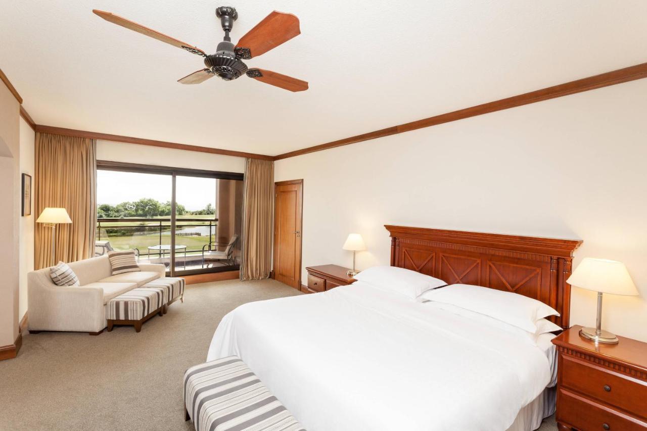 Sheraton Colonia Golf & Spa Resort Колония-дель-Сакраменто Экстерьер фото