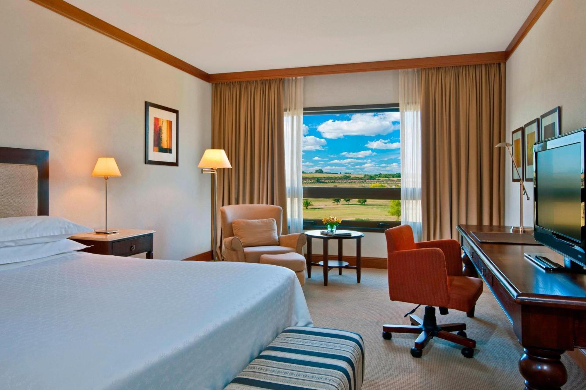 Sheraton Colonia Golf & Spa Resort Колония-дель-Сакраменто Экстерьер фото